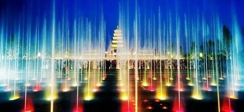 水舞奇观 世界喷泉之最与中式意境的假山相映